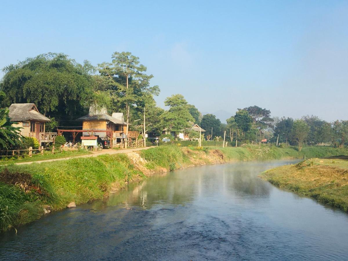 Golden Hut -Chill Bungalows In Town黄金泰式传统独栋小屋 빠이 외부 사진